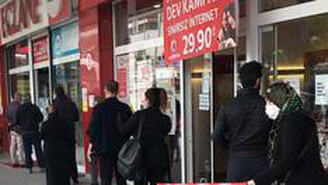 Eczanelerden ücretsiz maske dağıtımında neler yaşanıyor?