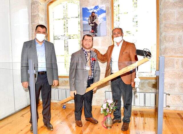 Malatya'nın simgesi Mercedes Kadir'in koronavirüsten öldüğü iddiaları yalanlandı Malatya'nın simgesi Mercedes Kadir'in koronavirüsten öldüğü iddiaları yalanlandı