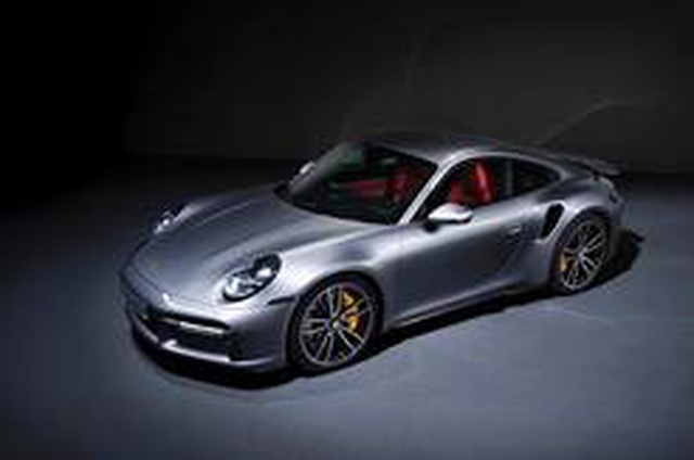 Yeni Porsche 911 Turbo S Porsche Active Aerodynamics ile geliyor