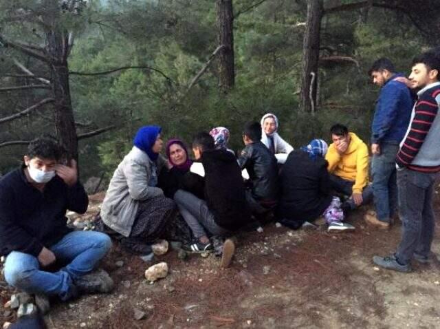 Mersin'de kamyonet uçuruma devrildi, 1'i çocuk 3 kişi hayatını kaybetti