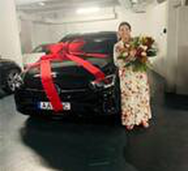 <a class='keyword-sd' href='/cristiano-ronaldo/' title='Cristiano Ronaldo'>Cristiano Ronaldo</a>'dan annesine 100 bin Euro'luk hediye