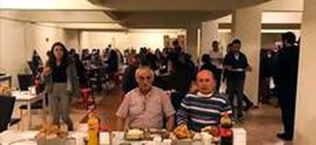 Sosyal medyada fotoğrafları paylaşınca yakalandılar! Yasağa rağmen toplu iftara 14 bin 910 lira ceza