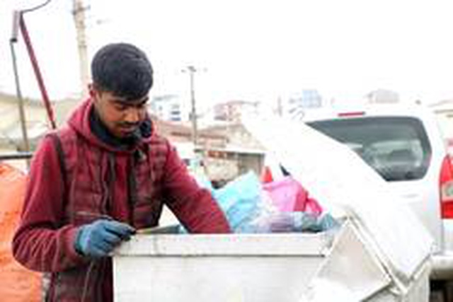 Yediği ceza, 18 yaşındaki genci ekmek parasından alıkoymadı