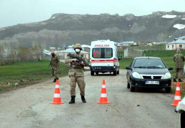 Taziye düzenlenen mahalledeki vaka sayısı 42'ye yükseldi Taziye düzenlenen mahalledeki vaka sayısı 42'ye yükseldi