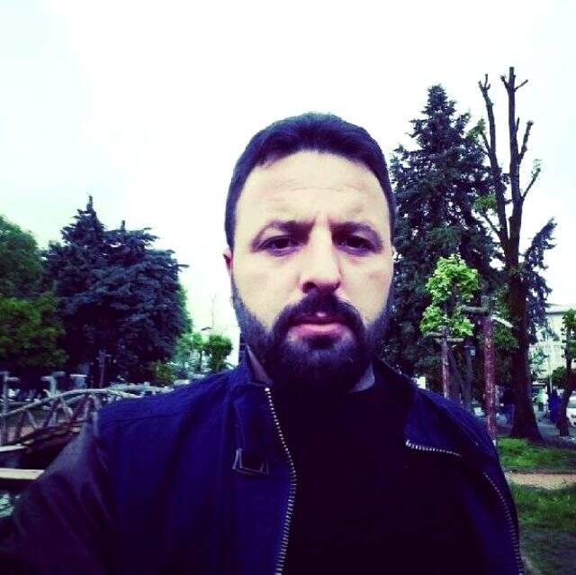 Muhtar, tartışığı kişiyi tabancayla vurarak öldürdü Muhtar, tartışığı kişiyi tabancayla vurarak öldürdü