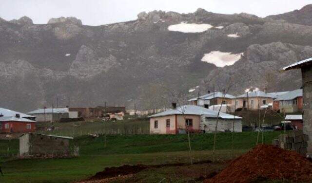 Taziye çadırı kurulan mahallede vaka sayısı 75'e yükseldi