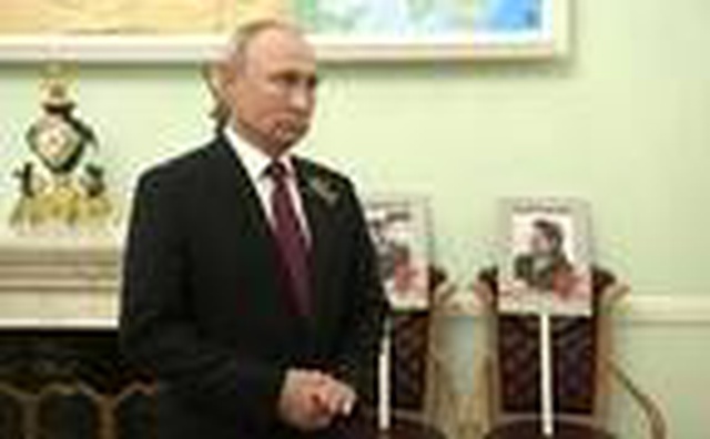 Putin açıkladı! Ücretli izinleri sona eren Ruslar işbaşı yapıyor