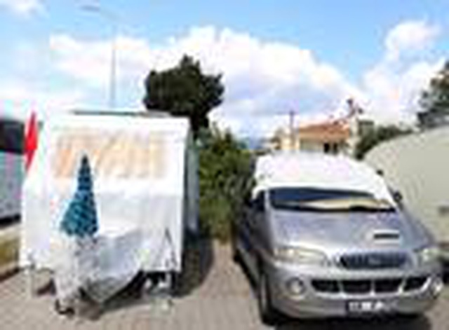 Kirasını artıran ev sahibine kızan vatandaş, karavanda yaşamaya başladı