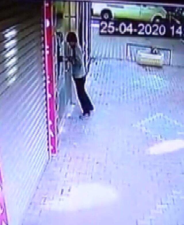 Esnafın kabusu 12 yaşındaki hırsız, 6 ayda 100 dükkana girdi Esnafın kabusu 12 yaşındaki hırsız, 6 ayda 100 dükkana girdi