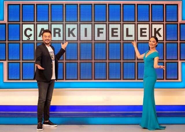 Efsane yarışma programı Çarkıfelek, Onur Büyüktopçu ile ekranlara dönüyor