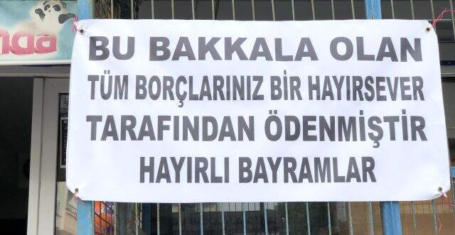 Önce veresiye borçları ödediler, sonra pankart astılar Önce veresiye borçları ödediler, sonra pankart astılar