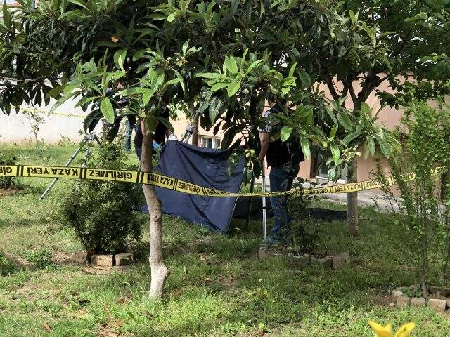 6'ncı kattan düşüp hayatını kaybeden kadının üzerinde yanık izleri bulundu 6'ncı kattan düşüp hayatını kaybeden kadının üzerinde yanık izleri bulundu