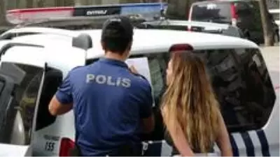 Polisin ceza yazdığı kadın gazeteciyi tehdit etti: Benim annem medya danışmanı, peşini bırakmayacağım