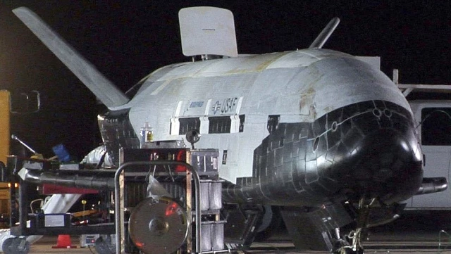 X-37B uzay uçağı: ABD'nin 'gizli görev uçağı' 6. kez yörüngeye gönderildi