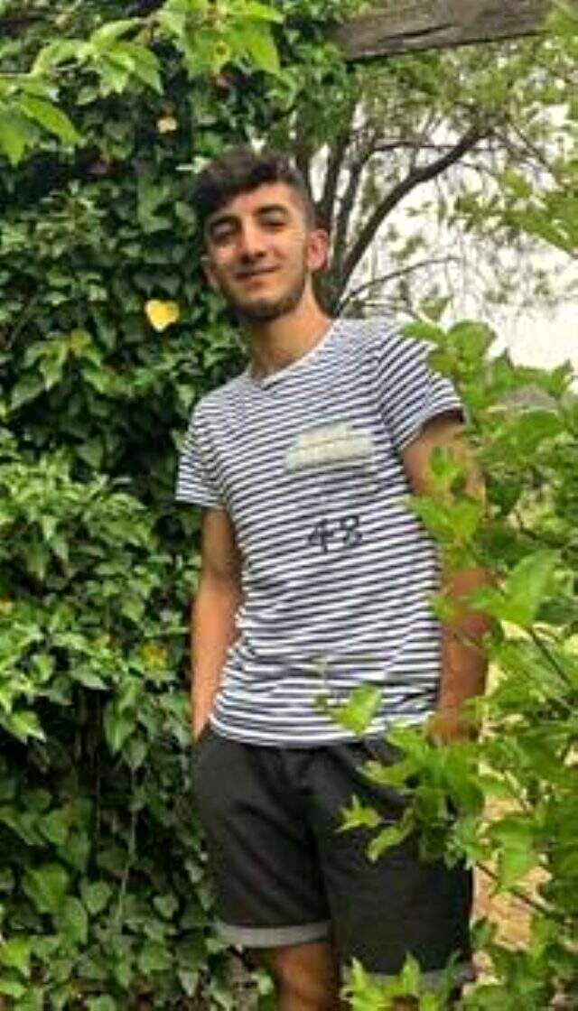 18 yaşındaki Umut, yüzmek için girdiği gölette boğuldu 18 yaşındaki Umut, yüzmek için girdiği gölette boğuldu