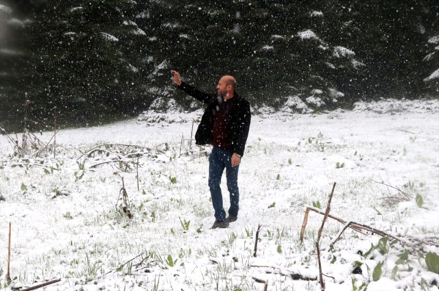İstanbul'un yanı başındaki Bolu ve Düzce'ye Mayıs ayında kar yağdı