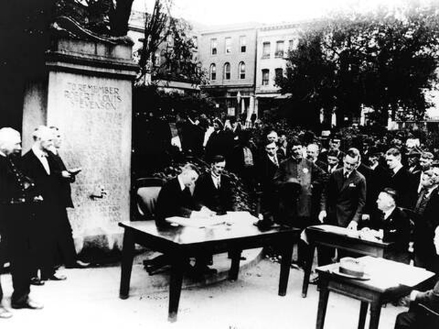 Koronavirüs: İngiltere ve ABD 1918'de İspanyol Gribi'yle nasıl başa çıkmaya çalışmıştı?