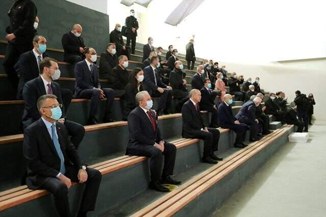 Erdoğan ve Bahçeli, Adnan Menderes'in yargılandığı Yassıada Mahkemesi'ni ziyaret etti