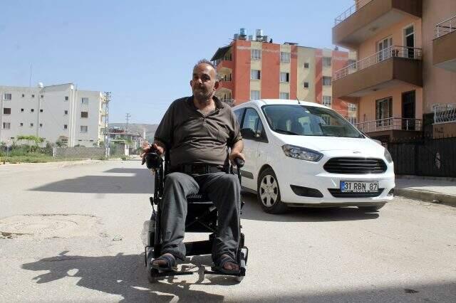 Reyhanlı'daki patlamada felç geçirip işini kaybeden adam 7 yıllık hayali gerçek oldu