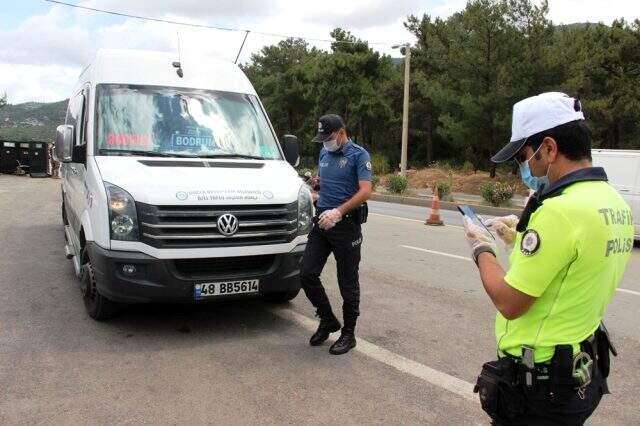 Bodrum'da kırmızı alarm! Yasak kalkınca büyükşehirlerden akın başladı Bodrum'da kırmızı alarm! Yasak kalkınca büyükşehirlerden akın başladı