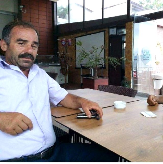 İş makinesi ile çarpışan otomobilin sürücüsü hayatını kaybetti İş makinesi ile çarpışan otomobilin sürücüsü hayatını kaybetti