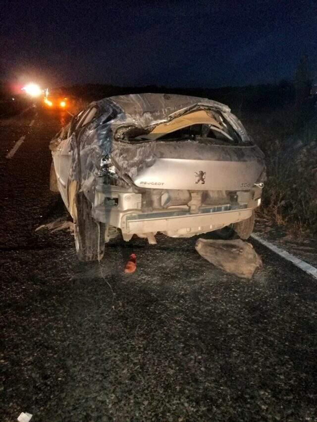 Trafik kazasında bebek hayatını kaybetti, anne ve babası ağır yaralandı