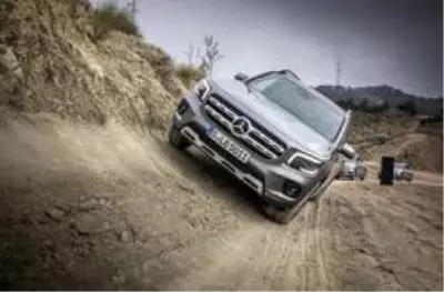 Mercedes-Benz'in yepyeni SUV modeli GLB Türkiye yollarında!