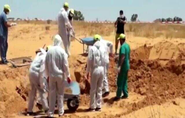 Libya'da Hafter vahşeti: Terhune'de 4 toplu mezar bulundu