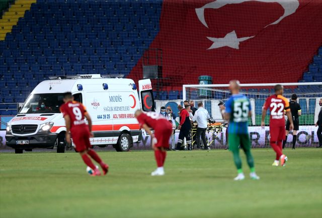 Çaykur Rizespor - Galatasaray maçında Muslera sakatlandı