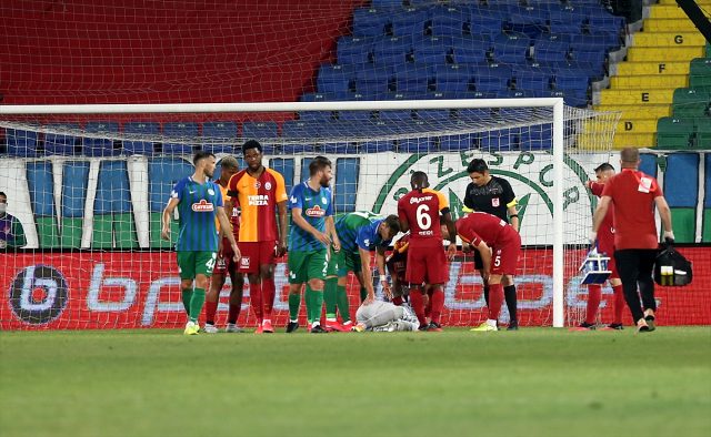 Çaykur Rizespor - Galatasaray maçında Muslera sakatlandı