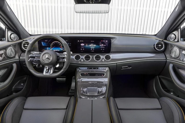 Adrenalin tutkunlarına: Mercedes-AMG E 63 4MATIC + Sedan ve Estate