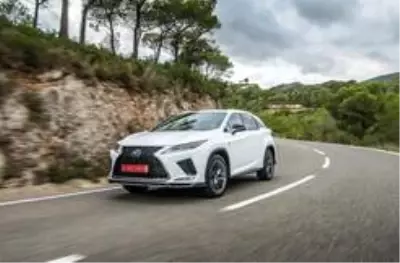 Lexus'un SUV modeli RX Türkiye'de satışa sunuldu