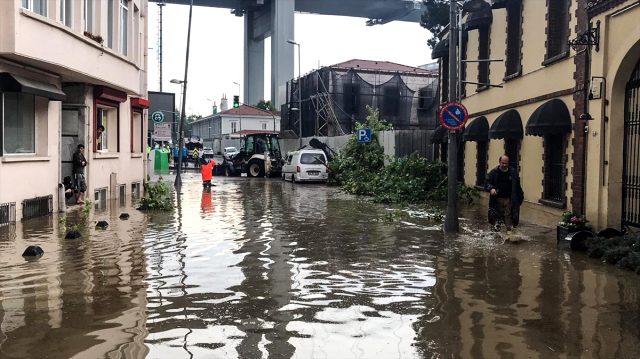 İstanbul'da nereye kaç kilogram yağış düştü? AKOM ilçe ilçe açıkladı