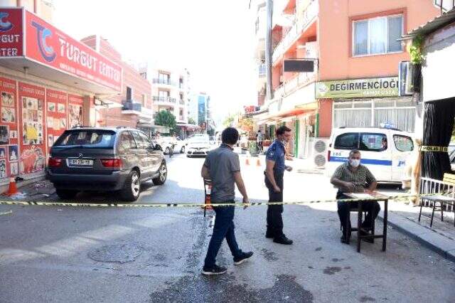 İzmir'de silahlı çatışma: 5 yaralı İzmir'de silahlı çatışma: 5 yaralı