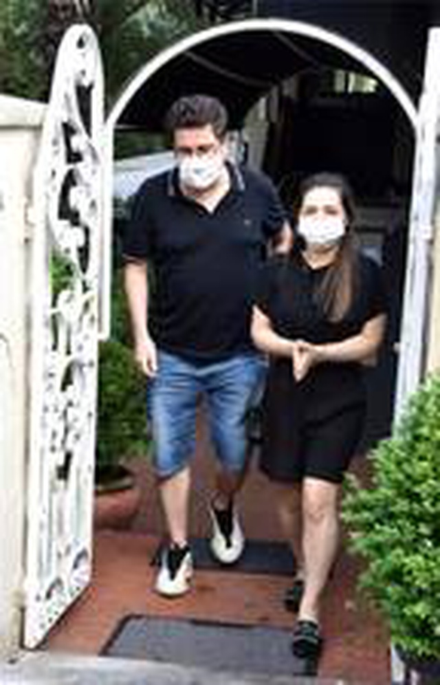 'Kanepe alır plajda yatarım'