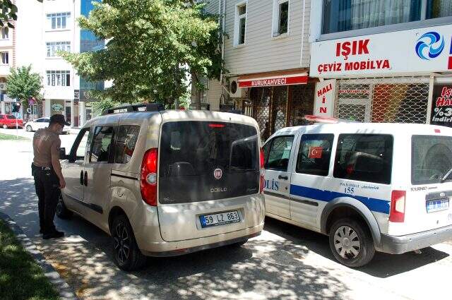 Kısıtlamayı ihlal ettiği için ceza kesilen yaşlı kadın sitem etti: Beni mi buldular? Kısıtlamayı ihlal ettiği için ceza kesilen yaşlı kadın sitem etti: Beni mi buldular?
