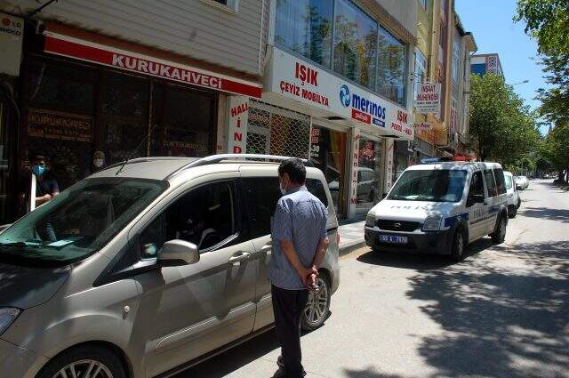 Kısıtlamayı ihlal ettiği için ceza kesilen yaşlı kadın sitem etti: Beni mi buldular? Kısıtlamayı ihlal ettiği için ceza kesilen yaşlı kadın sitem etti: Beni mi buldular?