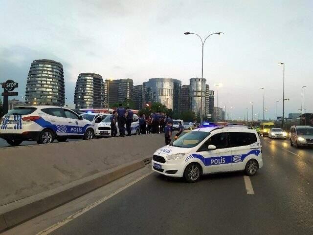 İstanbul'da 5 kişi taksiciyi rehin alıp bombalı saldırı tehdidinde bulundular