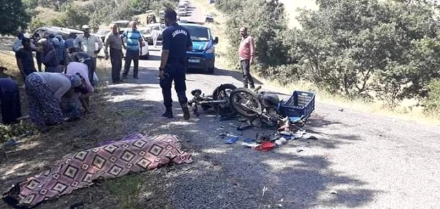 Uşak'ta motosiklet kazasında 2 kişi hayatını kaybetti, 1 kişi yaralandı