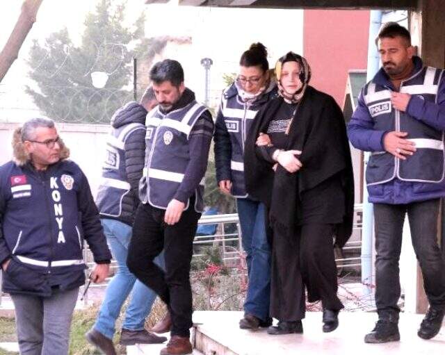Boşanma aşamasındaki eşinin sevgilisini öldüren kadın: Tabancayı kurusıkı sanıyordum Boşanma aşamasındaki eşinin sevgilisini öldüren kadın: Tabancayı kurusıkı sanıyordum