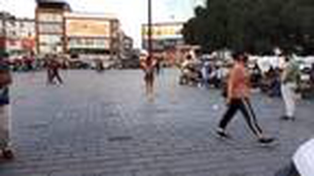 Esenyurt'ta maskesini takmayan kadına 900 TL ceza Esenyurt'ta maskesini takmayan kadına 900 TL ceza