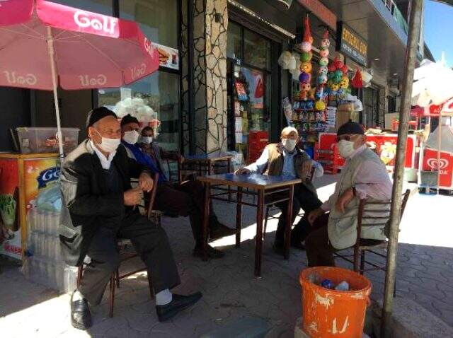 Konya'da nüfusu 18 ilçe merkezinden fazla olan olan mahalleye karakol yapılması isteniyor Konya'da nüfusu 18 ilçe merkezinden fazla olan olan mahalleye karakol yapılması isteniyor