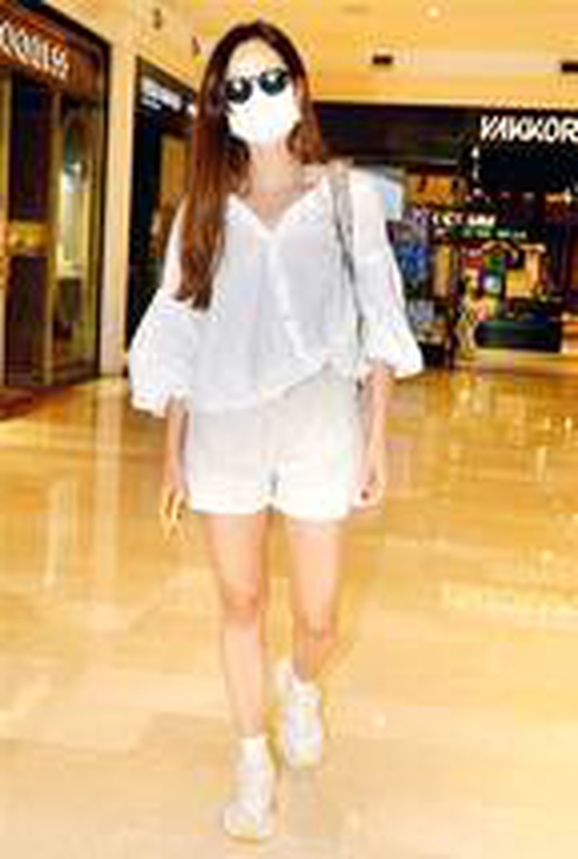 <a class='keyword-sd' href='/selin-demiratar/' title='Selin Demiratar'>Selin Demiratar</a>: Evet evlendik!