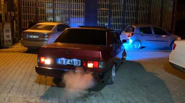 12 bin liraya alıp 90 bin liraya yenilediği otomobili trafikten men edildi 12 bin liraya alıp 90 bin liraya yenilediği otomobili trafikten men edildi