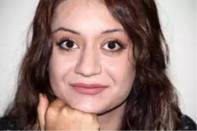 Oyunculuk hayaliyle evden kaçıp şehir şehir dolaştı, başına gelmeyen kalmadı