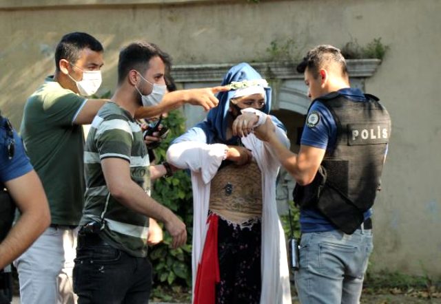 Dolmabahçe'de hareketli anlar! Şüpheli kadın gözaltına alındı