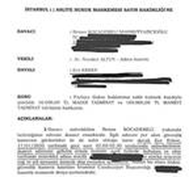 Ece Erken, tebligatı almamak için sudan çıkmıyor