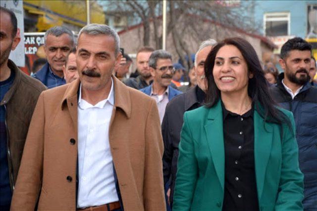HDP, Doğubayazıt Belediye Başkanı Yıldız Acar'ı partiden ihraç ediyor