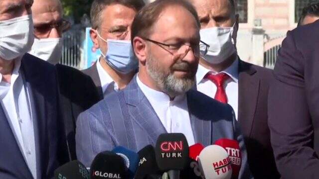 Diyanet İşleri Başkanı Ali Erbaş: Ayasofya'ya 2 imam ve 4 müezzin atanacak Diyanet İşleri Başkanı Ali Erbaş: Ayasofya'ya 2 imam ve 4 müezzin atanacak