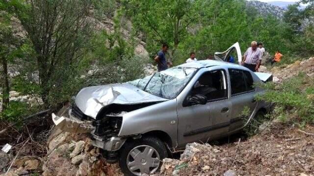 Alanya'da uçuruma yuvarlanan otomobilde bir aile yok oldu: 3 ölü, 4 yaralı